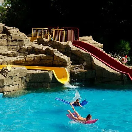 فندق Helios