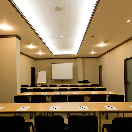 Helios Hotell 4*